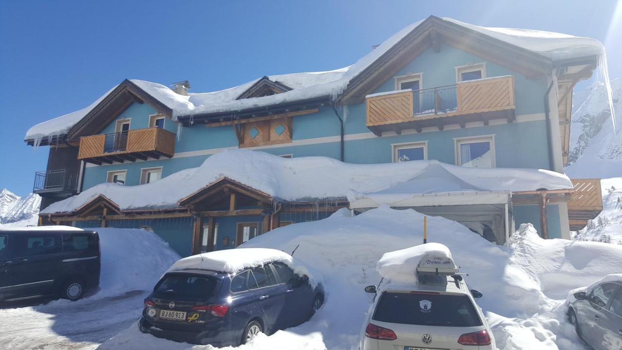 Hotel Cielo Blu Passo del Tonale Exterior photo