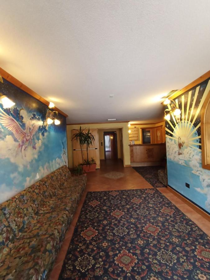 Hotel Cielo Blu Passo del Tonale Exterior photo