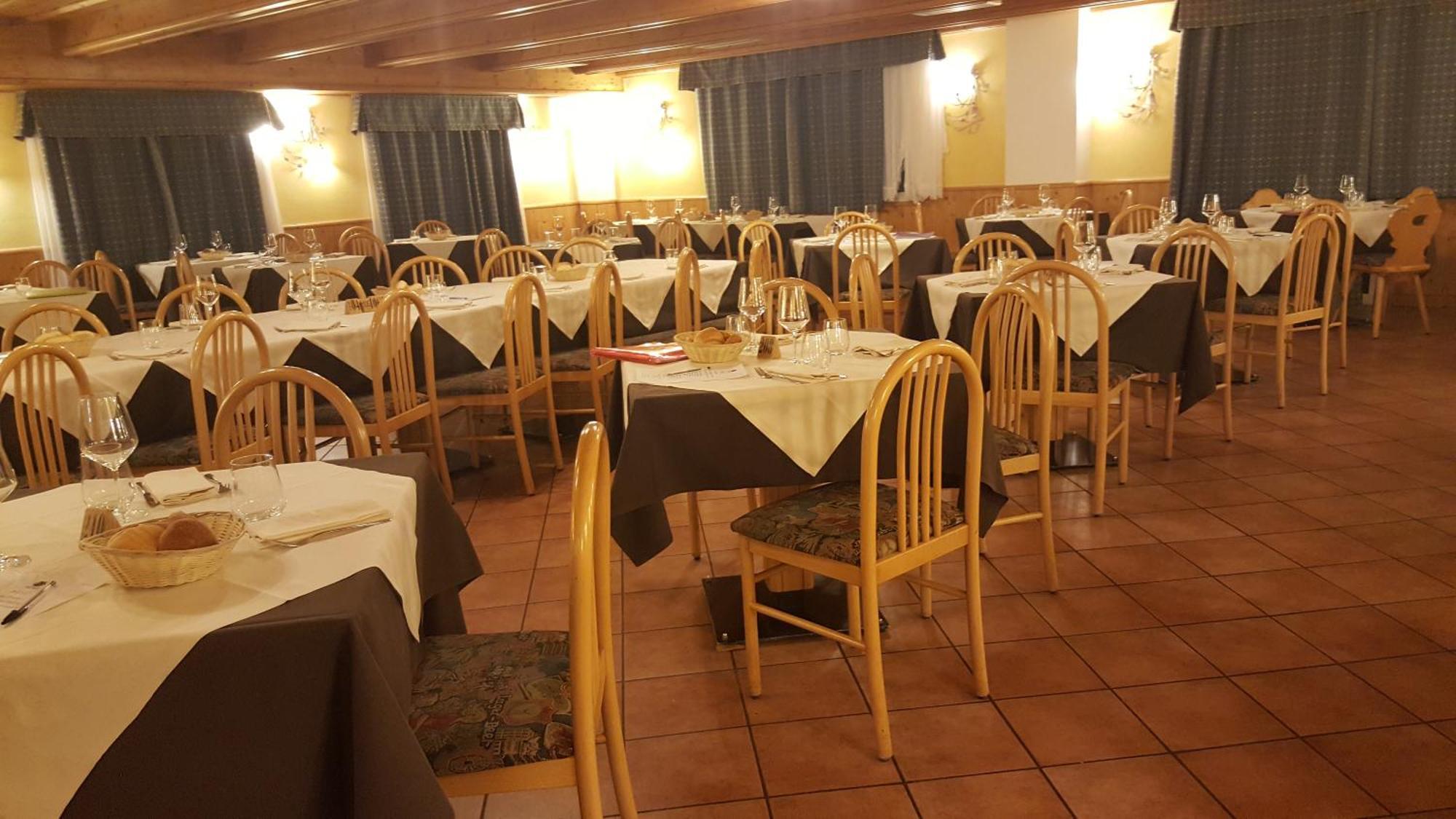 Hotel Cielo Blu Passo del Tonale Exterior photo